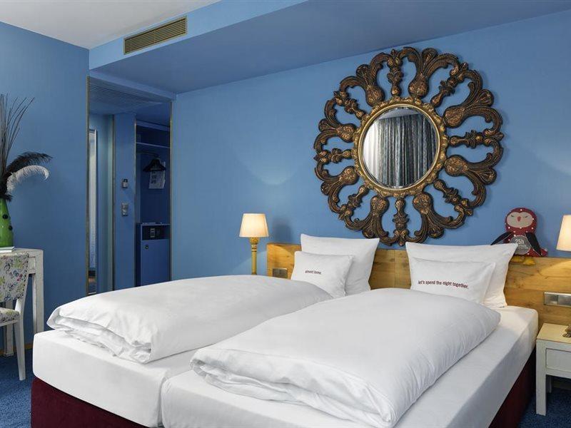 25Hours Hotel The Goldman Франкфурт-на-Майне Экстерьер фото